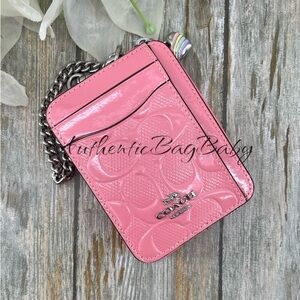 Authentic Coach Zip Card Case In Signature Leather With Heart Charm Wallet Bag
